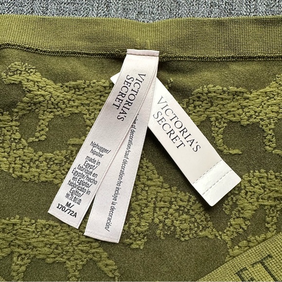 NWT Victoria’s Secret Seamless Hiphugger Panty Green Chameleon Leopards Medium - Picture 5 of 6